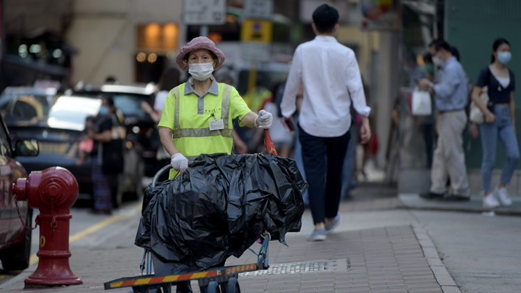 垃圾收費(fèi)分階段落實(shí) 政府部門4·1先行先試 公眾8·1起實(shí)施 