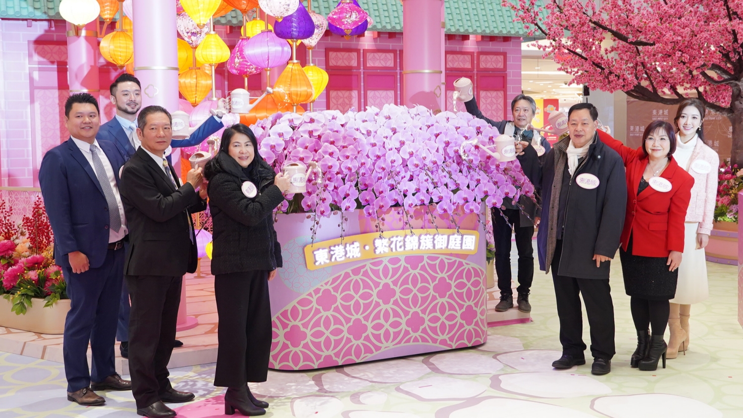 東海城連續(xù)18年舉辦新春花展會(huì) 花農(nóng)看好新春年花市道