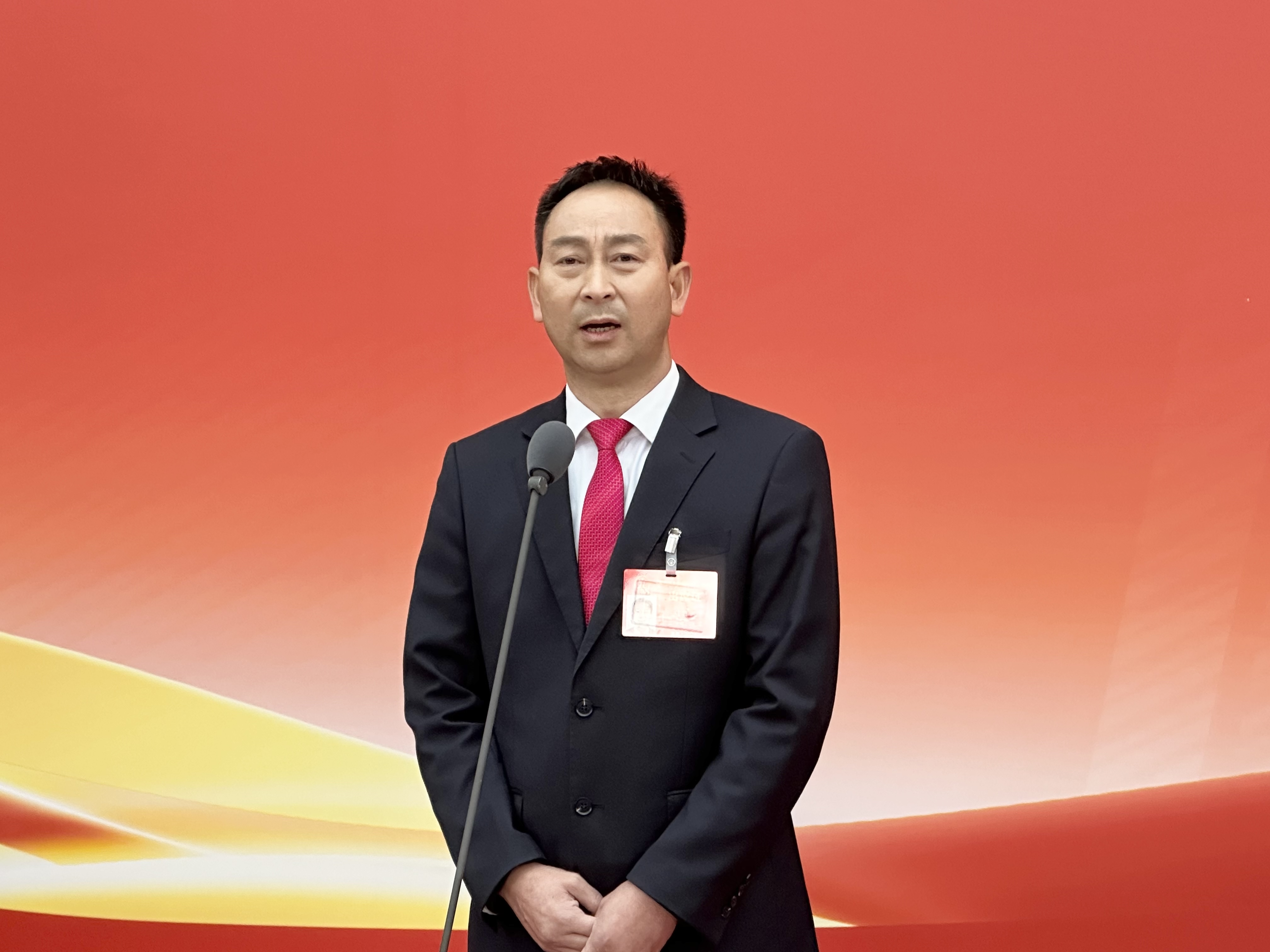 代表通道 | 劉自武：黨建引領(lǐng)是鄉(xiāng)村振興的金鑰匙