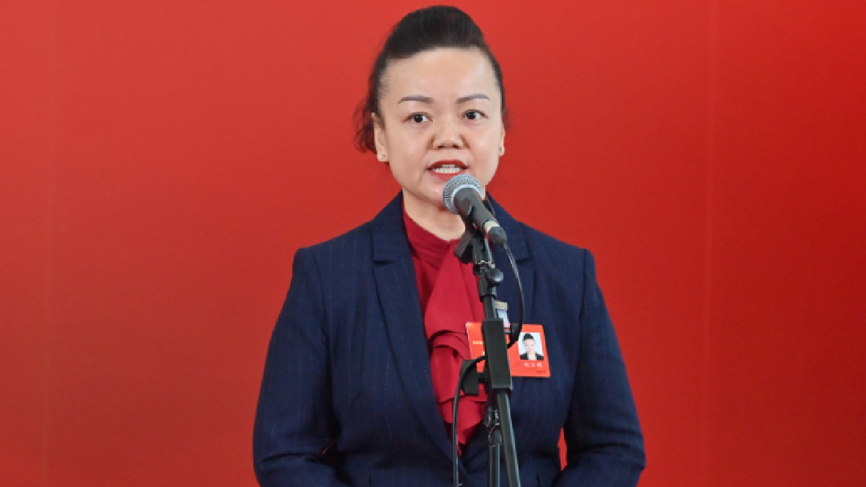 趙蘭菊代表：當(dāng)好「冰雪絲路」「冰雪強(qiáng)省」先鋒標(biāo)桿企業(yè)