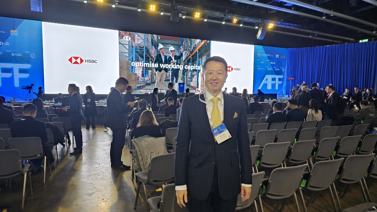 魏明德：深化擴大境內(nèi)外金融市場互聯(lián)互通