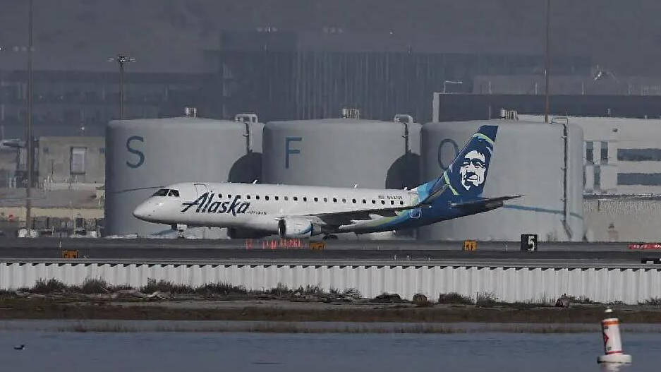 美國阿拉斯加航空復(fù)飛波音737 MAX 9型客機(jī)