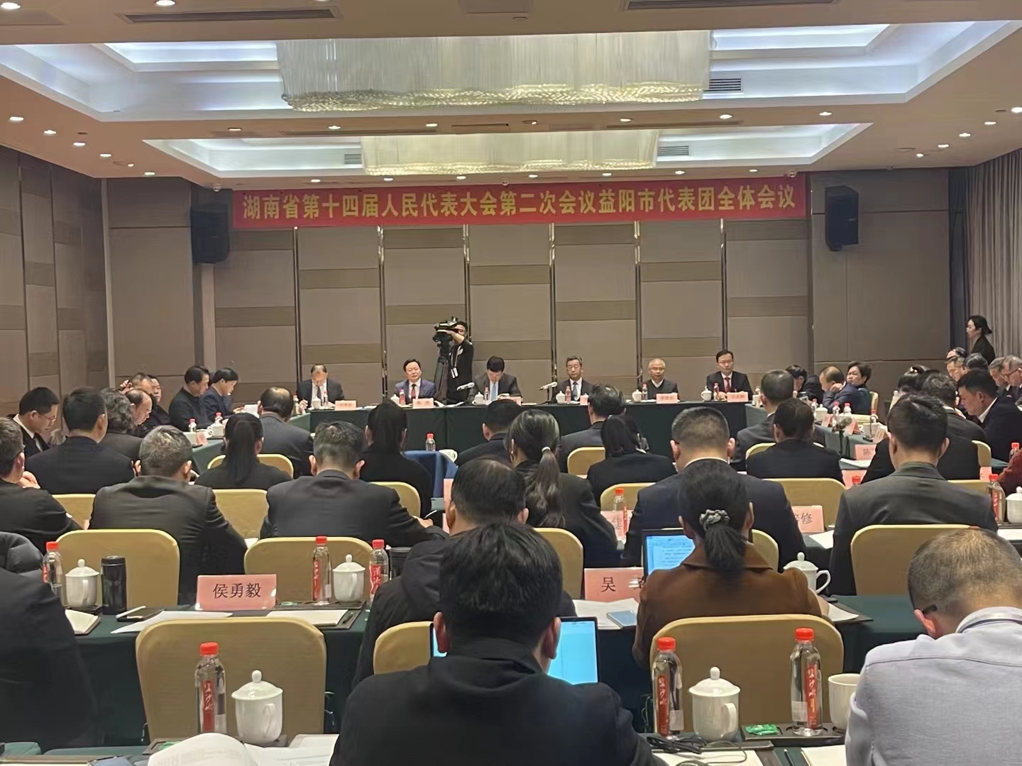 益陽(yáng)代表團(tuán)建議：支持益陽(yáng)特色優(yōu)勢(shì)產(chǎn)業(yè)集群發(fā)展