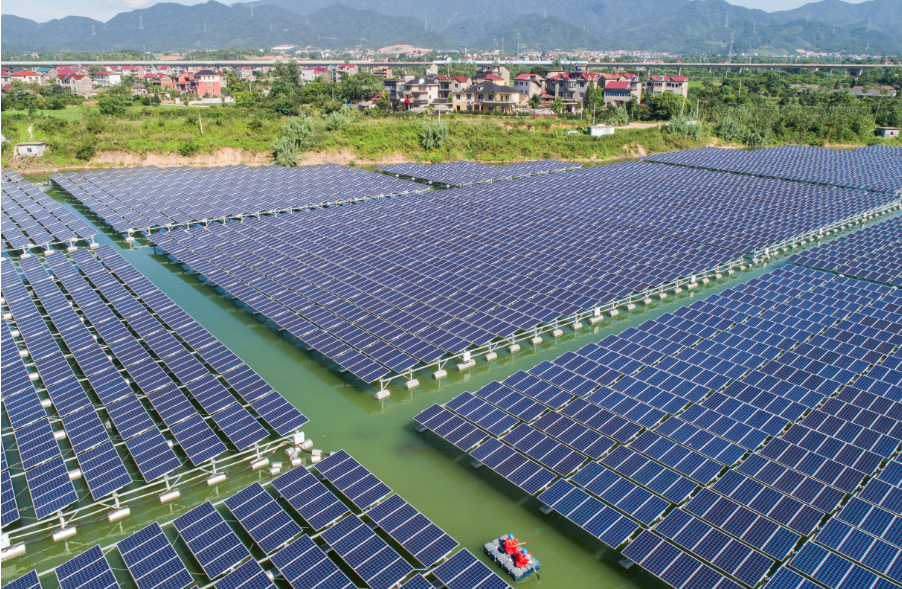 【經(jīng)濟(jì)瞭望】中國(guó)製造開(kāi)啟雙道超車模式