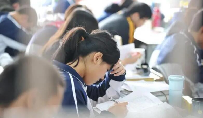 四部門(mén)：免除2024年內(nèi)應(yīng)償還的助學(xué)貸款利息