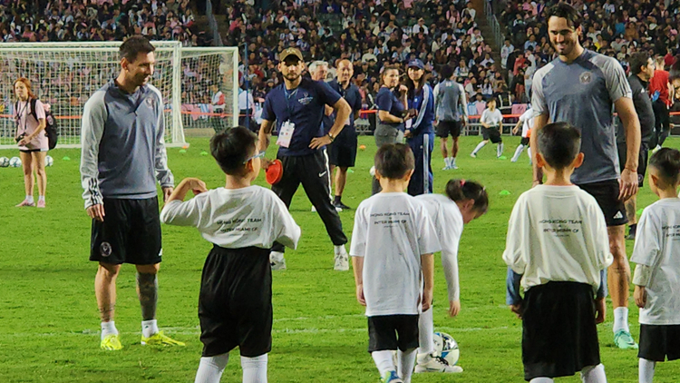 【木子手記】練習賽美斯全程出席 球迷驚喜大喊「太值了」！