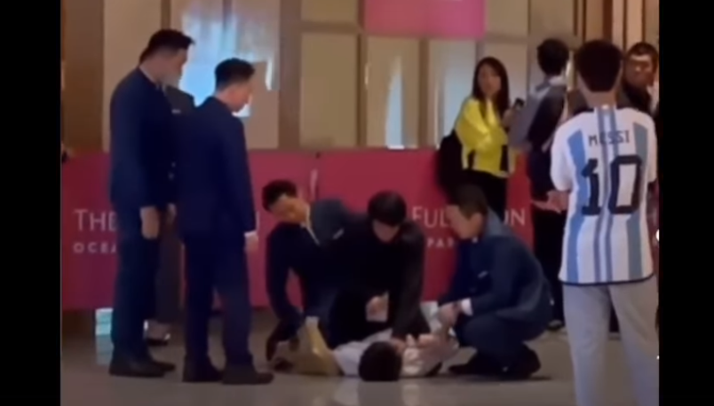 球迷闖美斯下榻酒店 職員制服報(bào)案