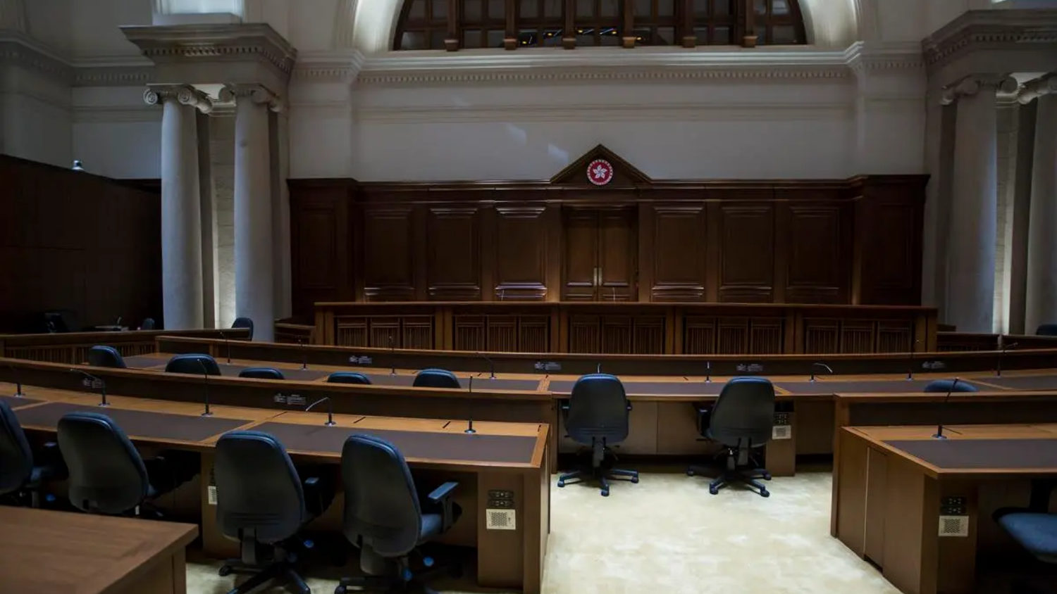 司法機(jī)構(gòu)將於3月4日及5月3日直播法庭程序