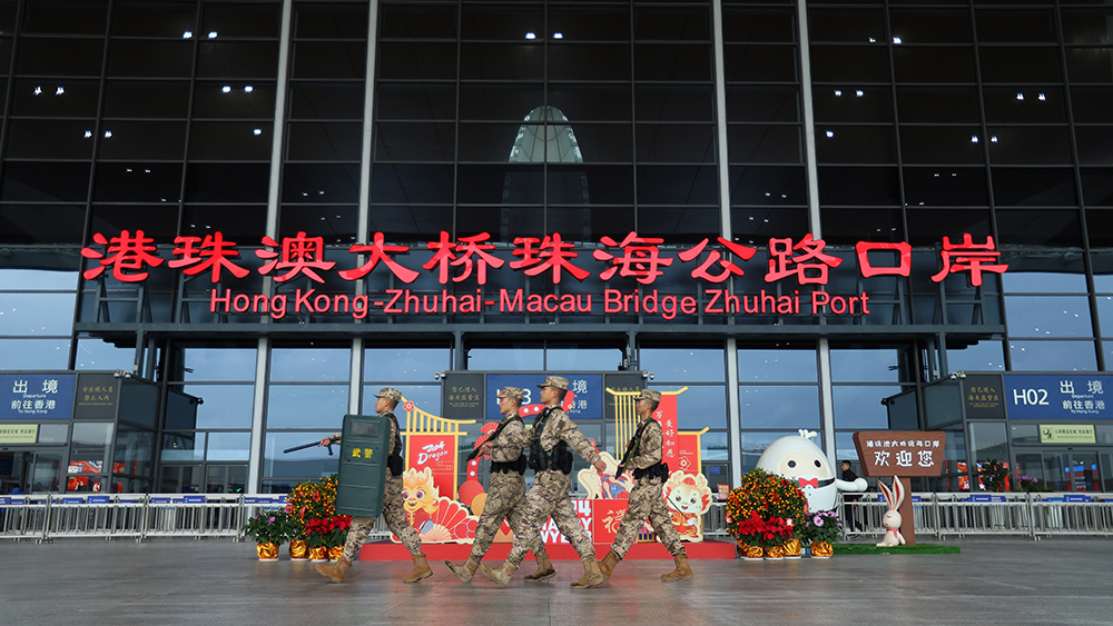港珠澳大橋珠海口岸提示：大年初四錯峰出境，避開以下高峰時段↓