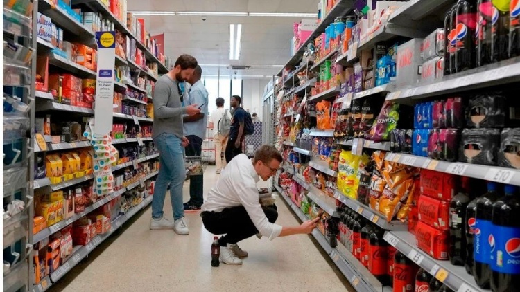 美國數(shù)據(jù) | 1月CPI增幅高於預(yù)期，美三大股指走低