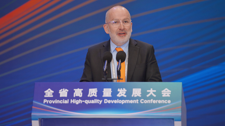 ?？松梨诮衲暝诨葜菰偻栋賰|