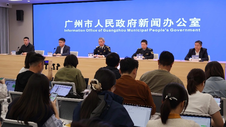 有片 | 【追蹤報道 】船員操作失當(dāng)致橋面斷裂 廣州瀝心沙大橋事故已致5人遇難