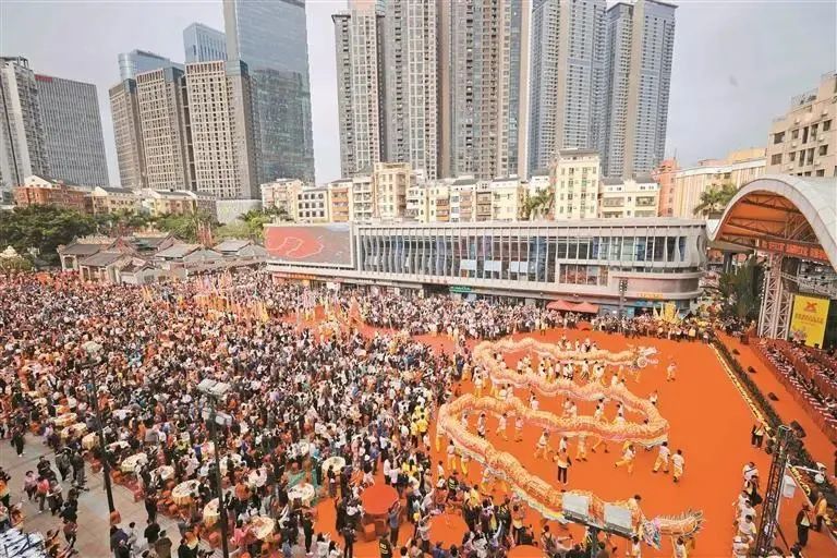 花燈廟會(huì)、國(guó)潮集市、英歌舞、大盆菜、民俗文化表演……深圳元宵消費(fèi)市場(chǎng)熱活力足人氣旺