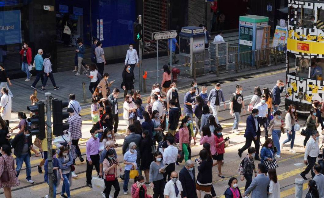 【商報(bào)圖說】人口反彈 青年流入最多