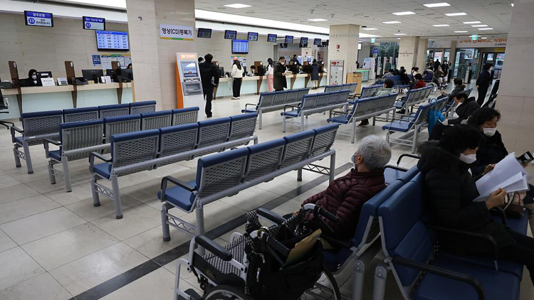 醫(yī)生「辭職潮」持續(xù)蔓延 韓國(guó)政府拒絕讓步