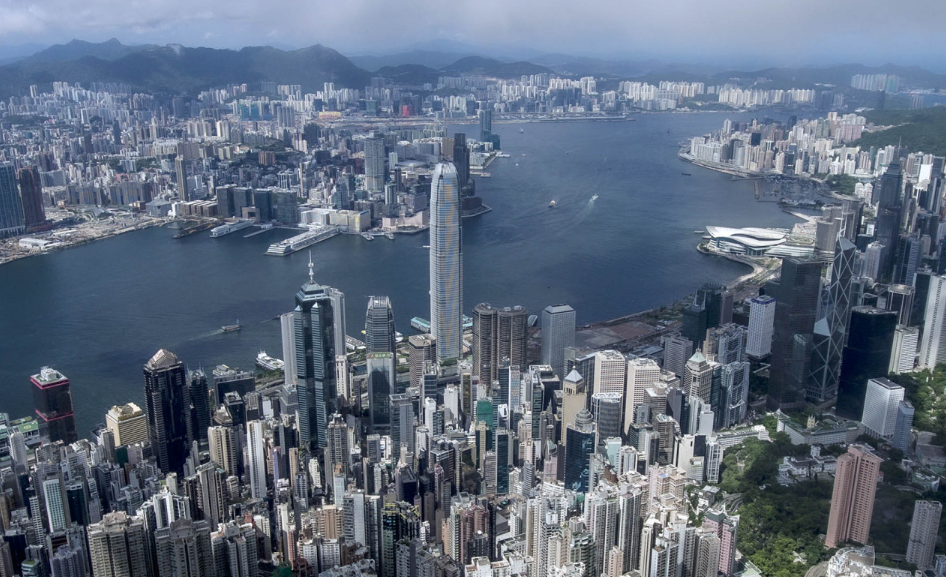 財(cái)政預(yù)算案丨本年度財(cái)赤1016億元 財(cái)政儲(chǔ)備降至7332億元