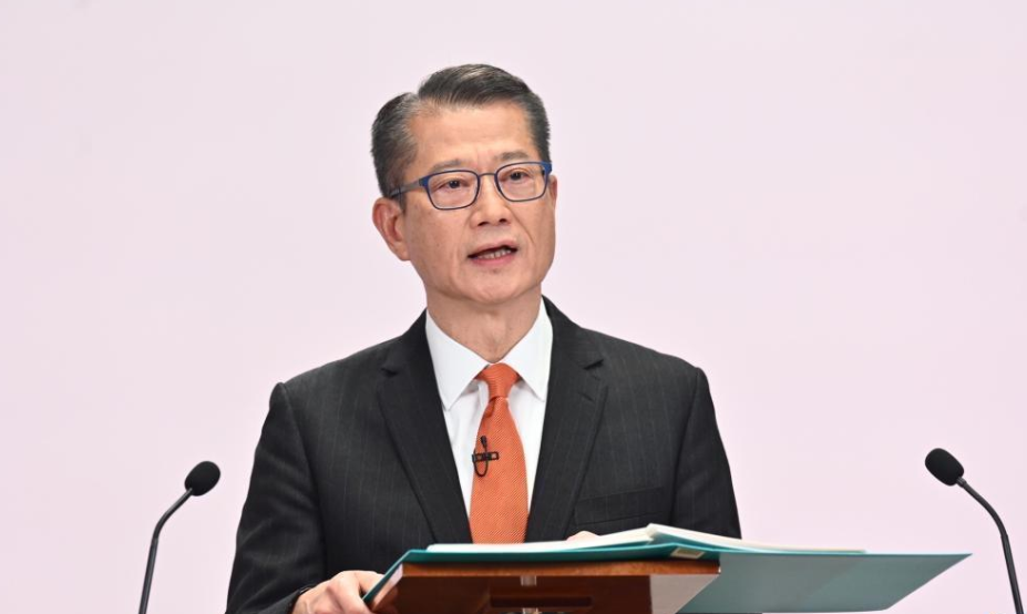 政府研增大學(xué)學(xué)費(fèi) 陳茂波：原則是不影響學(xué)生求學(xué)