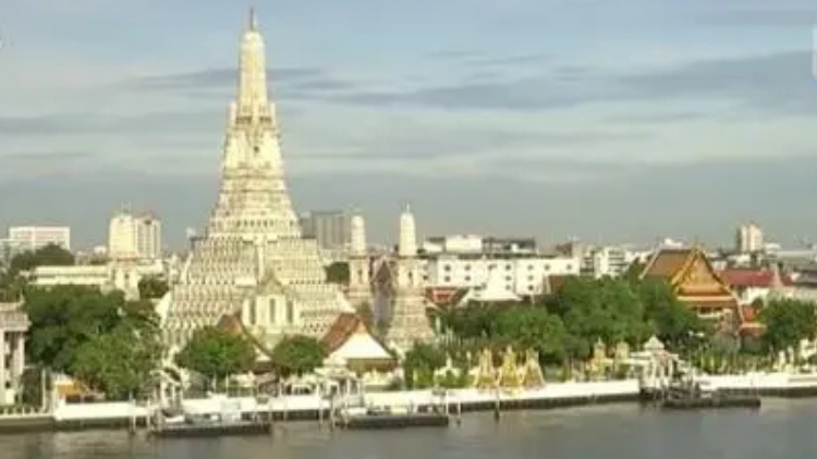 中泰互免簽證3月1日起生效 深圳機(jī)場(chǎng)迎來(lái)首架免簽航班