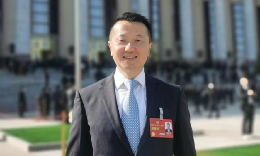 魏明德委員：提交提案11條 聚集香港國(guó)防教育、香港金融中心建設(shè)、內(nèi)地經(jīng)濟(jì)建設(shè)及黑龍江發(fā)展