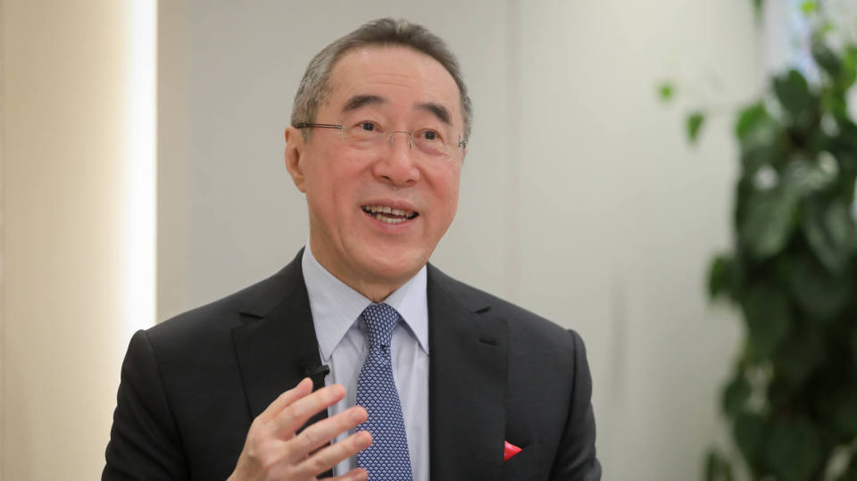 全國政協(xié)常委唐英年提出7份提案 助力文化金融創(chuàng)科等各方面發(fā)展