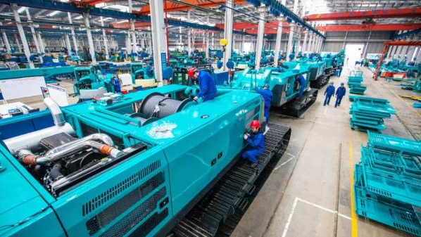 2月財新中國服務業(yè)PMI微降至52.5 繼續(xù)高於榮枯線