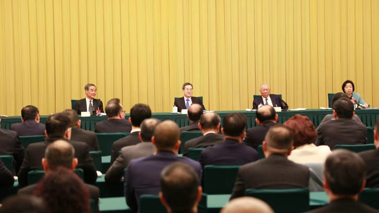 有片丨國(guó)務(wù)院副總理丁薛祥參加港澳地區(qū)全國(guó)政協(xié)委員聯(lián)組討論