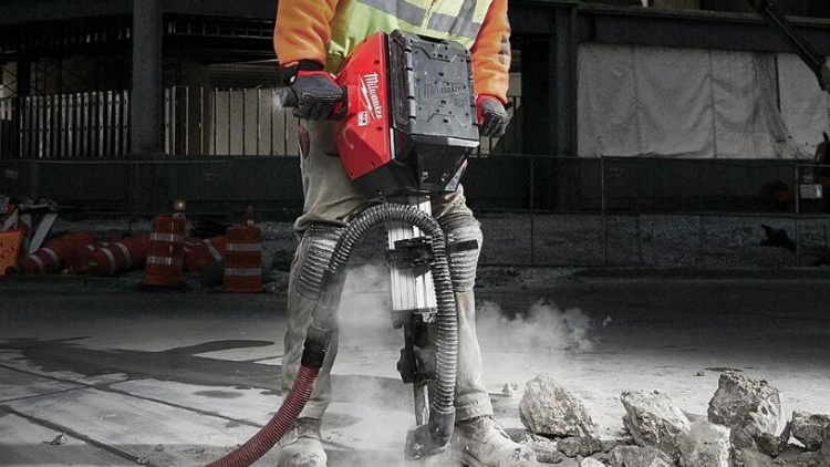 創(chuàng)科實(shí)業(yè)去年少賺逾9% 績後股價(jià)升逾2%