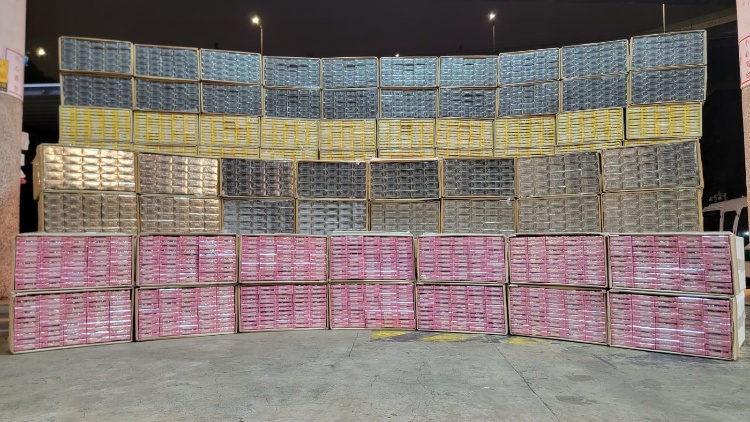 警方海關(guān)聯(lián)合行動(dòng) 檢2600萬元私煙