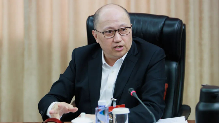 鄭雁雄參加香港代表團審議：全體「同舟人」要共同實現(xiàn)香港市民整體利益和民生福祉