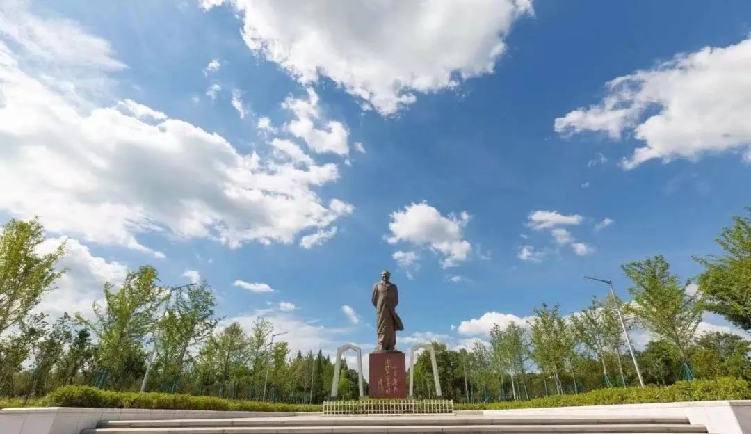 潘碧靈專(zhuān)訪二 | 學(xué)校應(yīng)適時(shí)調(diào)整和優(yōu)化學(xué)科專(zhuān)業(yè)