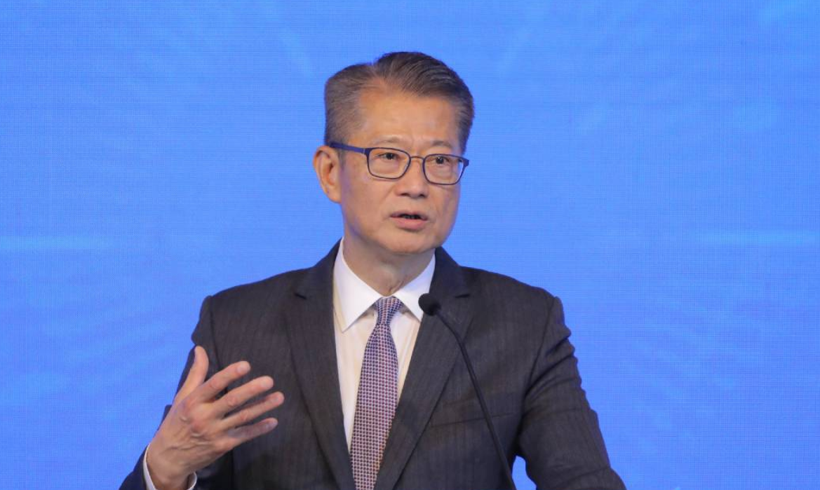 陳茂波：推動產(chǎn)業(yè)數(shù)字化 加速發(fā)展「新質(zhì)生產(chǎn)力」