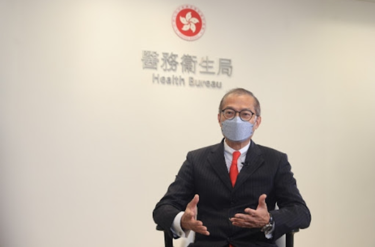 盧寵茂：年內(nèi)交代公營醫(yī)療服務(wù)收費(fèi)調(diào)整方案 控?zé)煷胧⒎侄讨虚L期落實(shí)