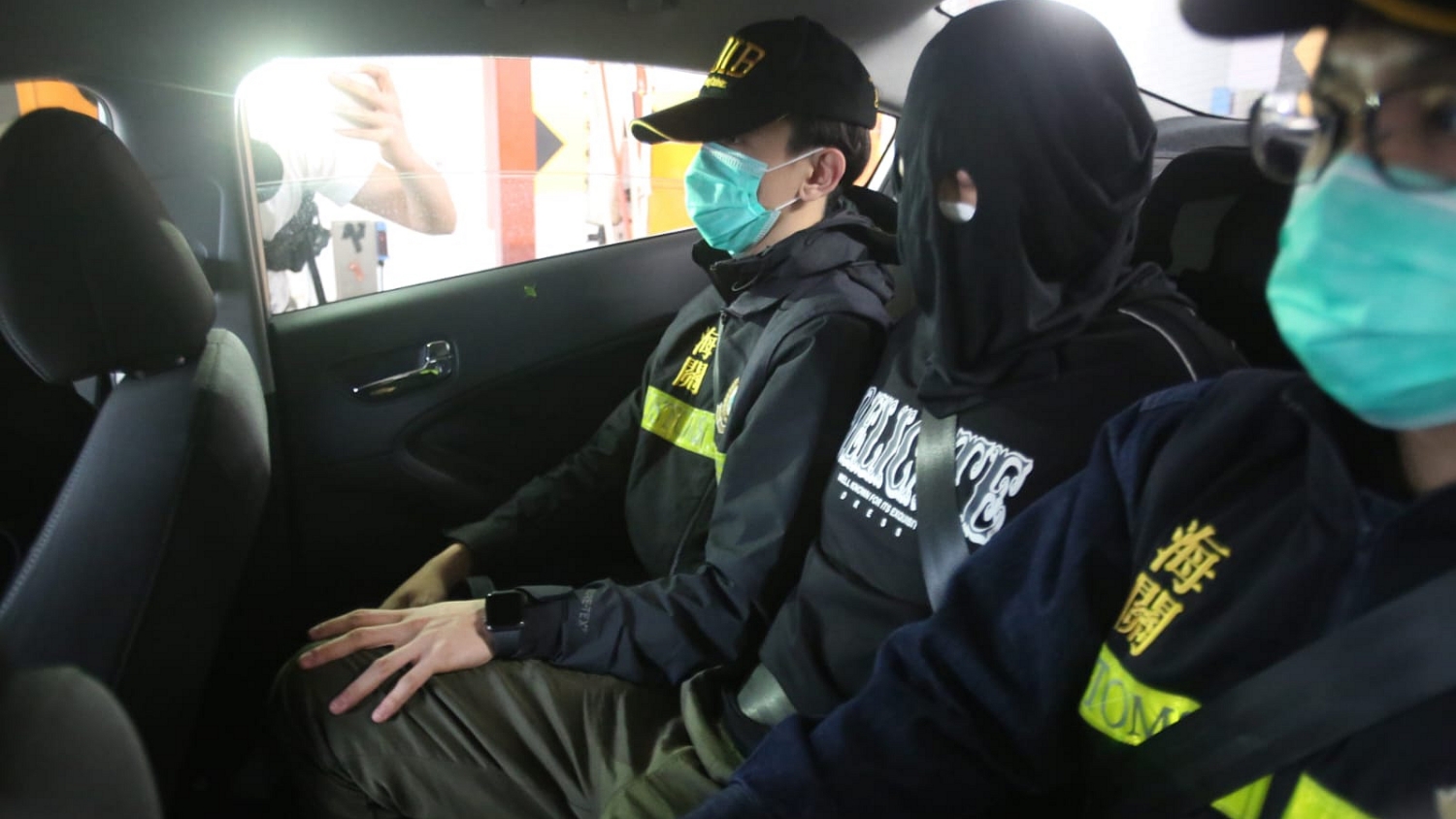 海關(guān)破近20年最大宗郵包藏毒案   檢940萬元氯胺酮拘2人