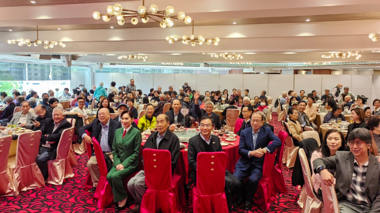 香港資深傳媒人員聯(lián)誼會舉辦活動 邀人大代表及政協(xié)委員分享兩會體會