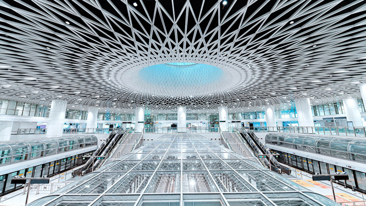 出行更便捷！深圳崗廈北樞紐13-16號口投入使用