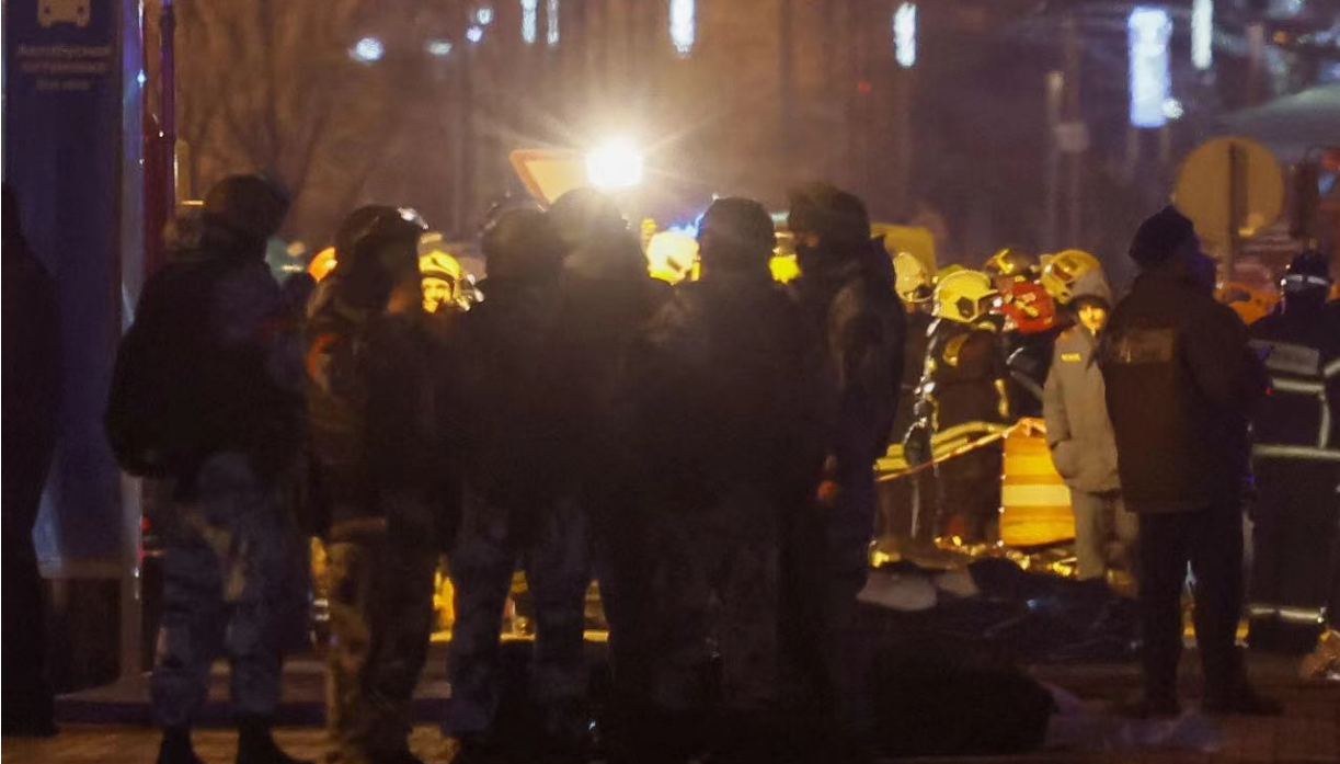 莫斯科市郊音樂(lè)廳遇恐襲  致逾60死145傷 伊斯蘭國(guó)承認(rèn)責(zé)任