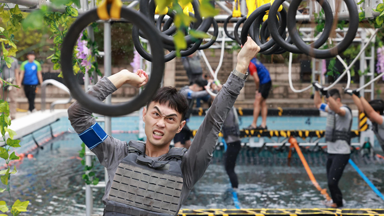 逾400人參與警方八鄉(xiāng)障礙賽 加強青少年認識警隊