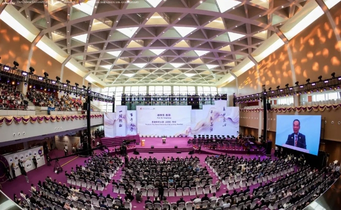 臉上是笑容，淚水在心中！談及創(chuàng)校10年，徐揚生說……