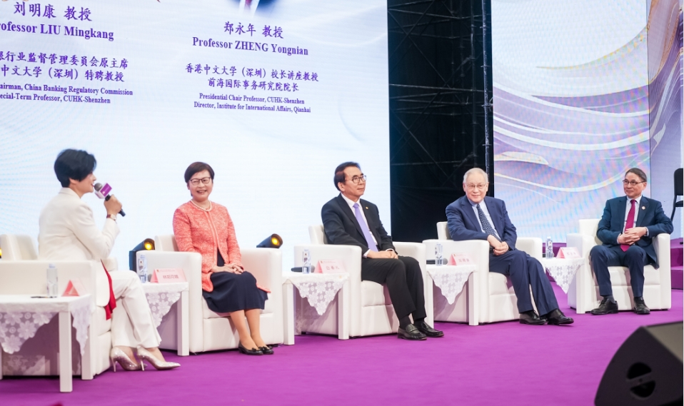 港中大（深圳）十周年發(fā)展論壇為粵港澳大灣區(qū)人才培養(yǎng)建言獻策