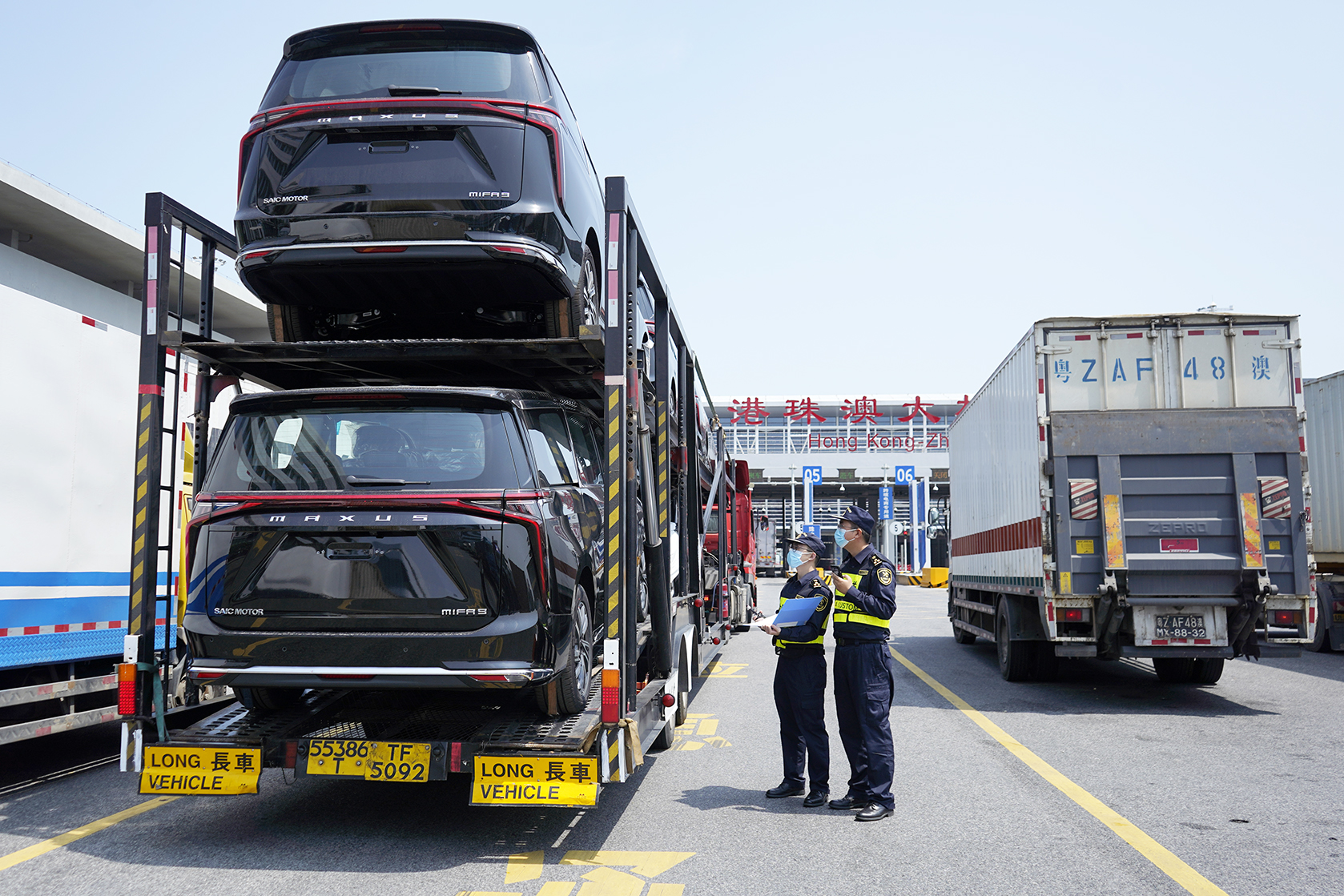 拱北海關(guān)：經(jīng)港珠澳大橋珠海公路口岸進(jìn)出口總值破8000億元