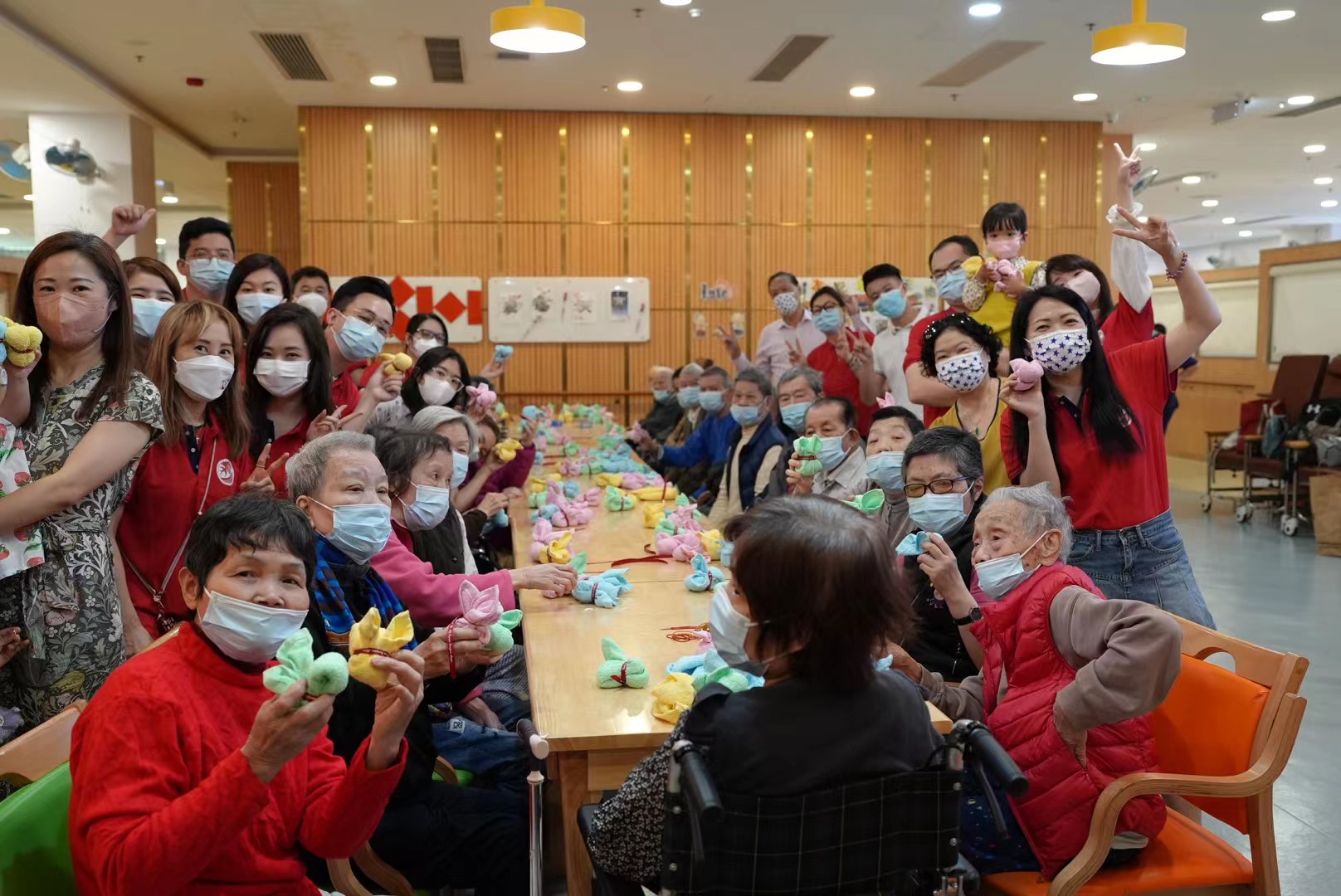 「老幼聚聚健康日」四代互動(dòng)傳遞愛(ài)