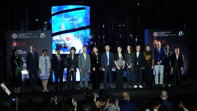 「梵高·樂(lè)印」展覽即日起至5月31日文化中心露天廣場(chǎng)舉行