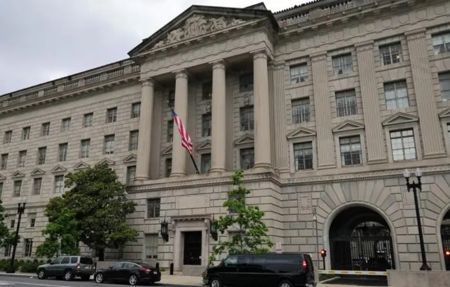 美國去年第四季度經(jīng)濟(jì)增速修正終值為3.4% 