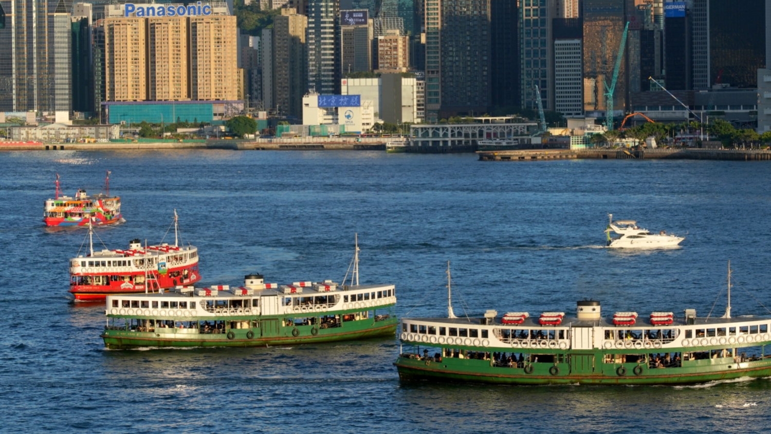 文體旅局請(qǐng)市民今日免費(fèi)乘渡輪來往尖沙咀