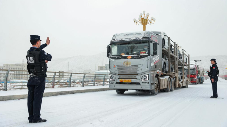 2月中國國際收支貨物和服務貿易進出口規(guī)模32308億元