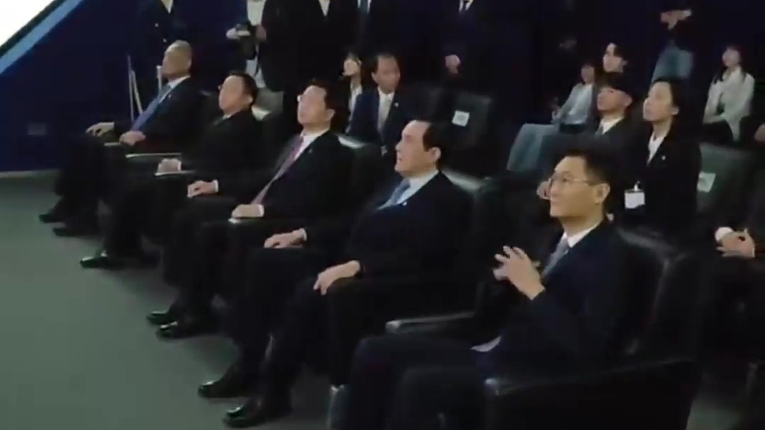 有片｜馬英九率臺灣青年參訪大疆及騰訊