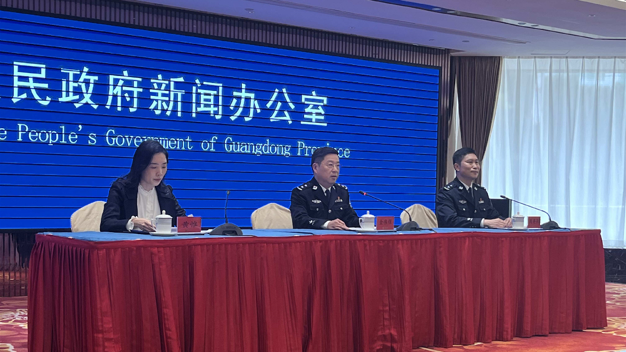 五年累計查驗出入境人員4000萬多人次 廣州邊檢總站化「通關流量」為「經濟增量」 助力廣東高質量發(fā)展