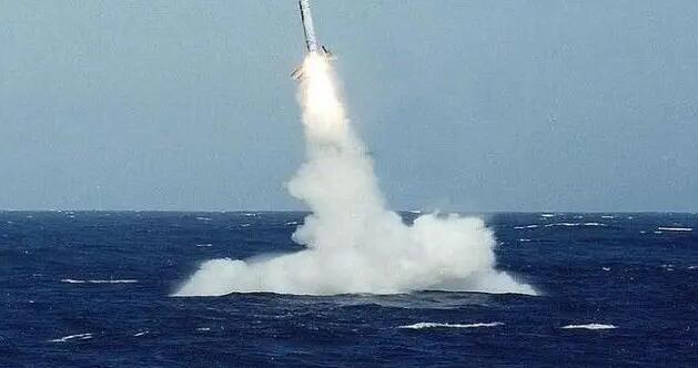 朝鮮成功試射中遠(yuǎn)程高超音速彈道導(dǎo)彈