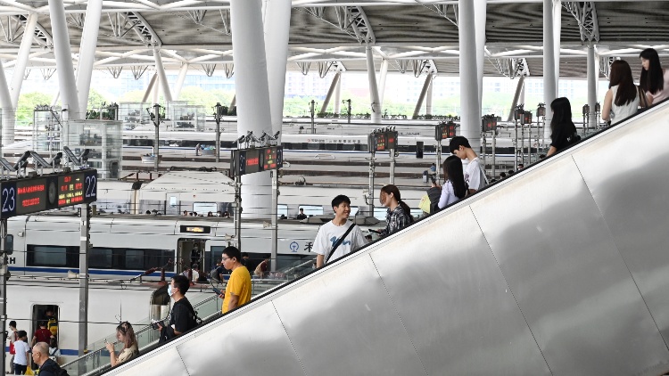 清明假期全社會跨區(qū)域人員流動量預(yù)計(jì)超7.5億人次