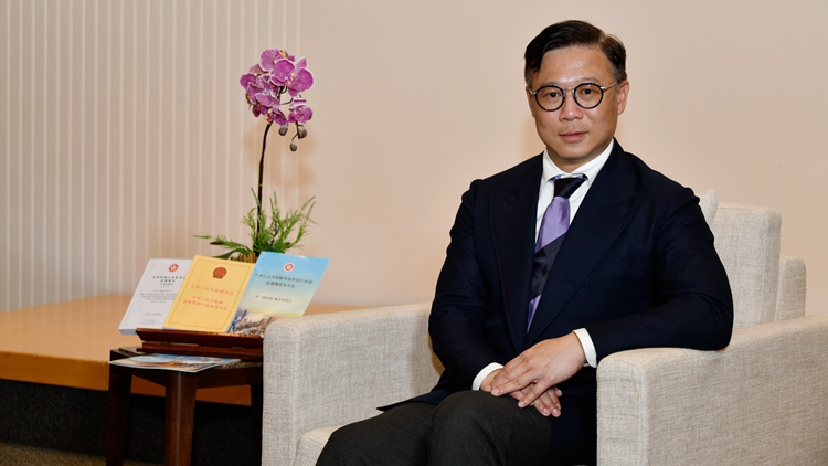 專(zhuān)訪｜張國(guó)鈞冀增強(qiáng)青年對(duì)特區(qū)制度自信 香港維護(hù)國(guó)安立法天經(jīng)地義